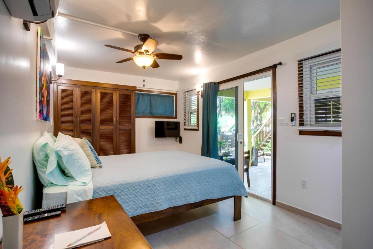 Driftwood Gardens Guesthouse Placencia Ngoại thất bức ảnh