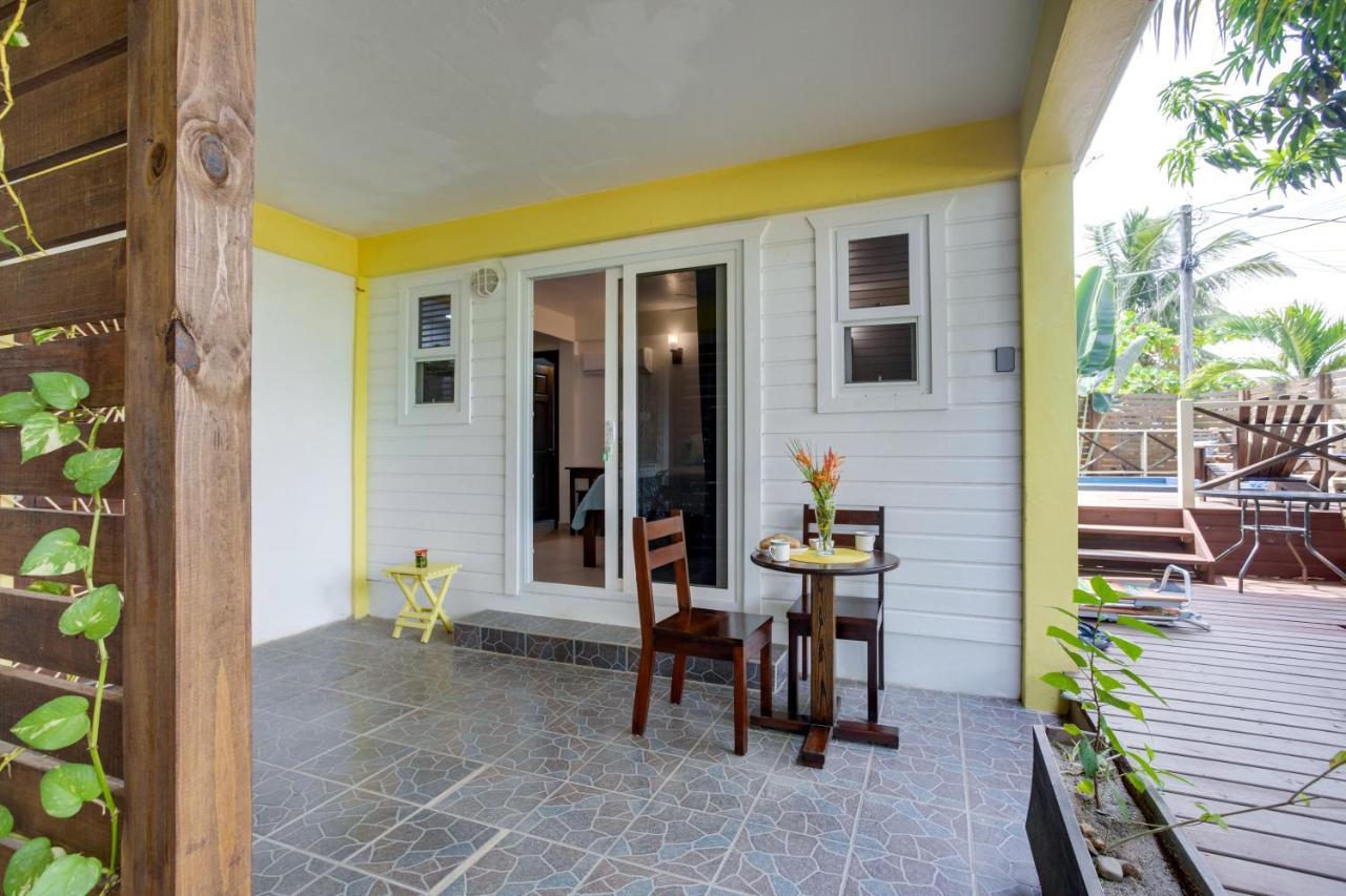 Driftwood Gardens Guesthouse Placencia Ngoại thất bức ảnh