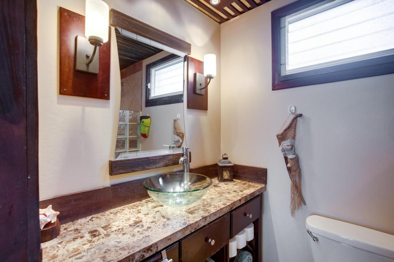 Driftwood Gardens Guesthouse Placencia Ngoại thất bức ảnh